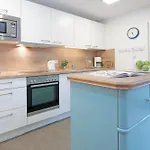 Fischerhus * لابو