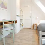 Fischerhus * لابو